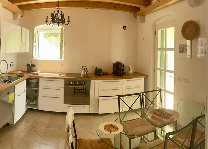 Mit Pool Und Meerzugang Ferienhaus Kovacic