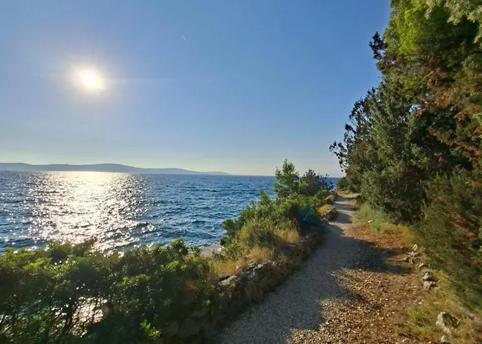 Ferienhaus Mit Pool Und Meerzugang Kovacic